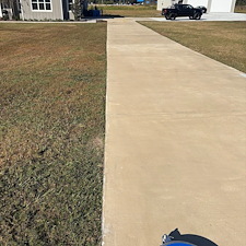 Driveway-Cleaning-in-Plant-City-FL 8